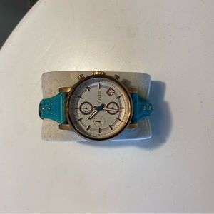 Fossil Watch- womens. Turquoise and gold. Barely used.